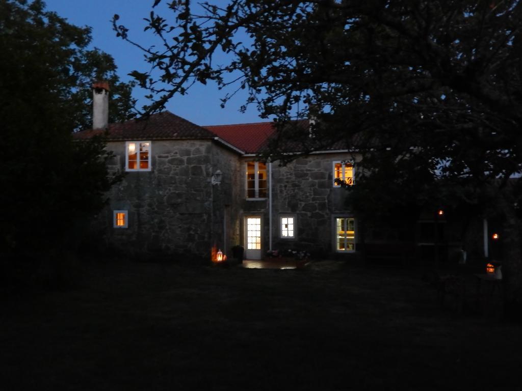 Pension - Albergue De Logrosa Negreira Buitenkant foto