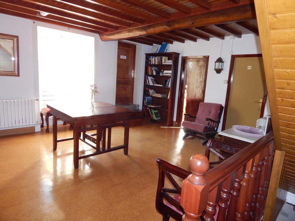 Pension - Albergue De Logrosa Negreira Buitenkant foto