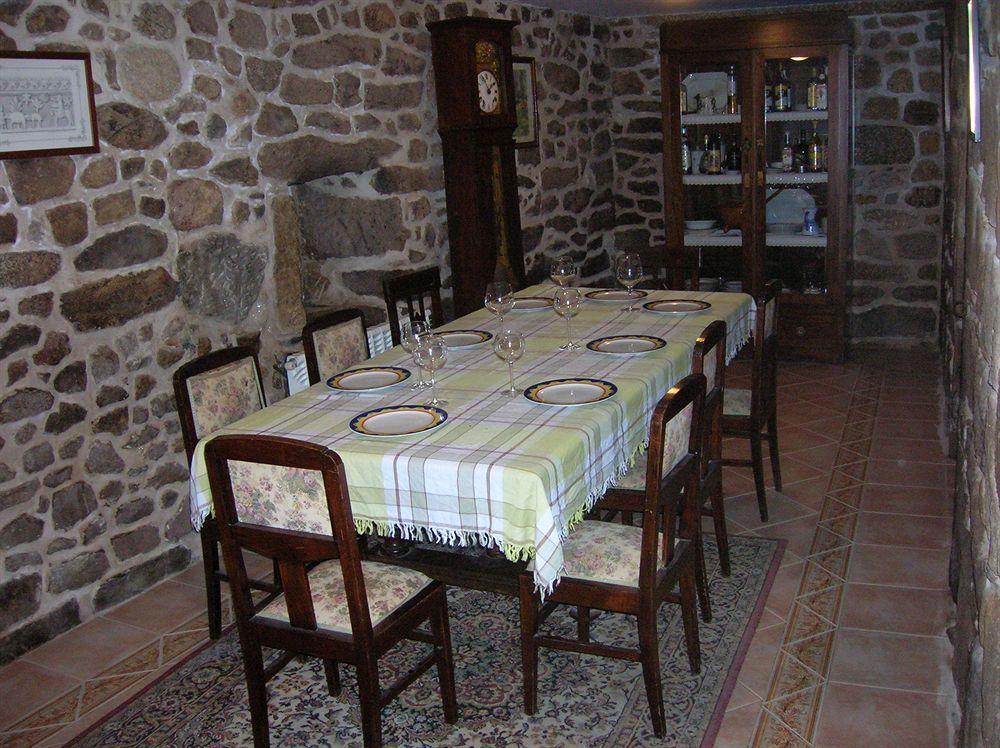 Pension - Albergue De Logrosa Negreira Buitenkant foto